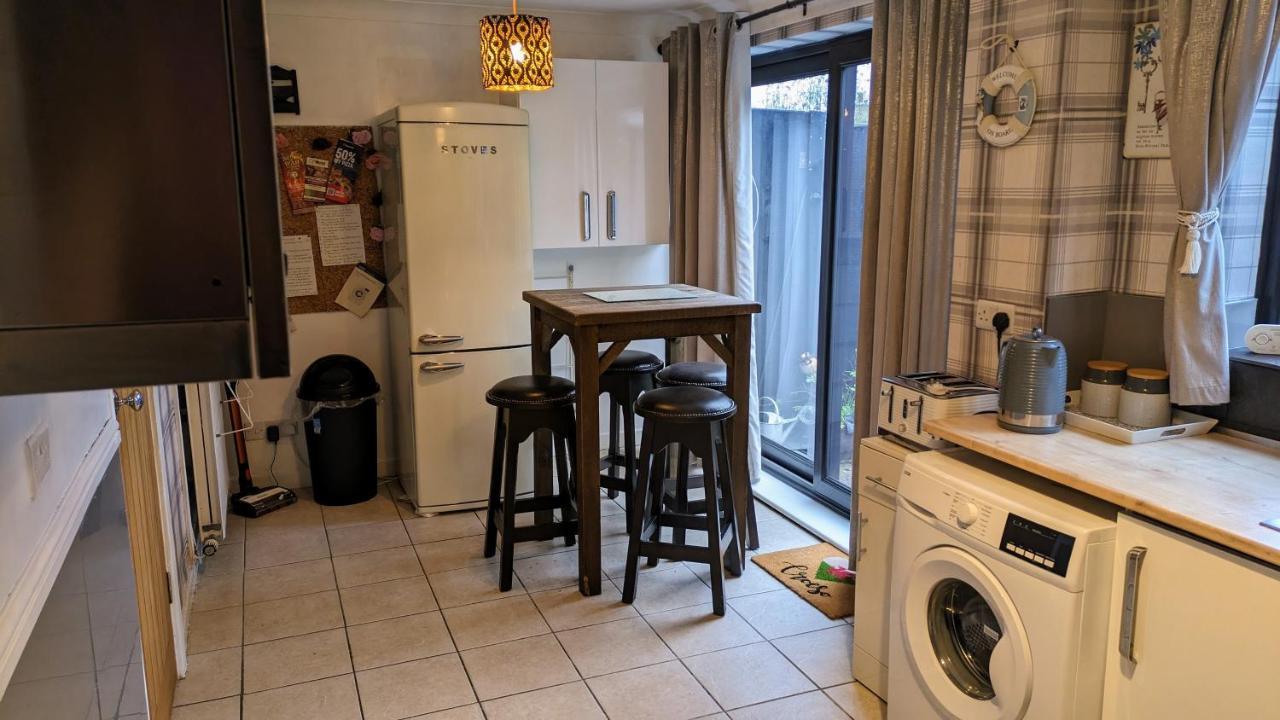 Summerhill, Wrexham - Key Worker Friendly 外观 照片