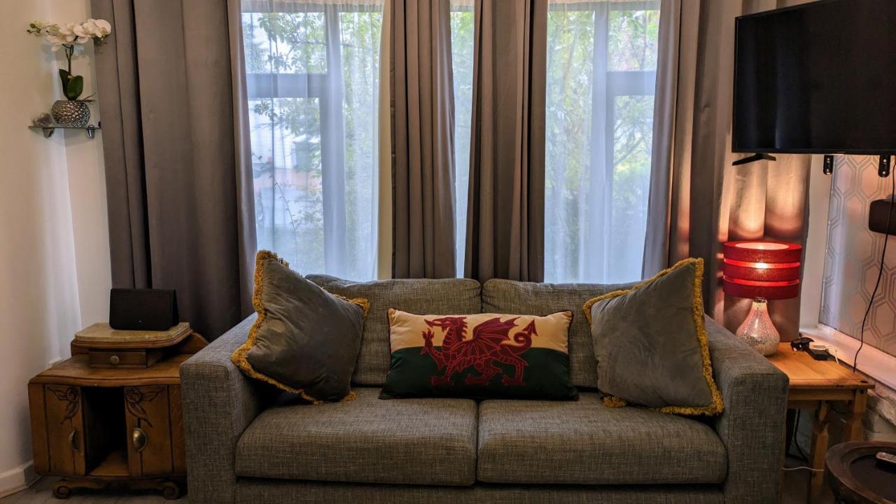 Summerhill, Wrexham - Key Worker Friendly 外观 照片